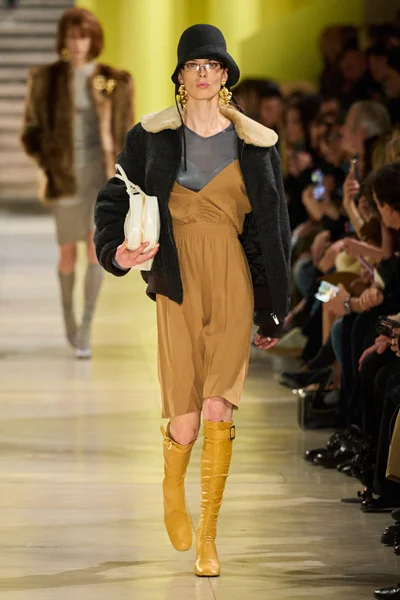 Look 58